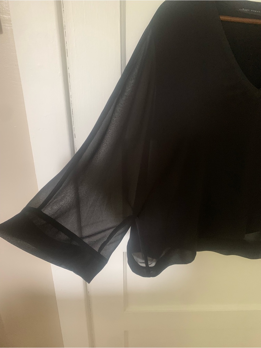 Zara Woman Office Siren Flowy Boxy Black Sheer V-Neck 3/4 Sheer Sleeve Blouse